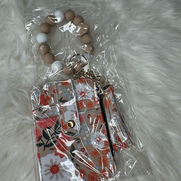 NWT Bogg Compatible Bracelet Wristlet Combo Champagne and Melon Floral OS - Picture 7 of 7